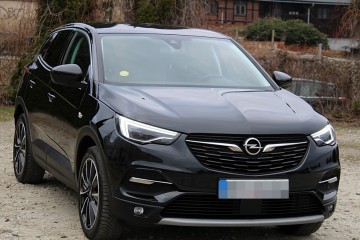 Pełne Wyposażenie / Automat / Full LED