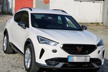 Bezwypadowy / Jak NOWY / Hybryda / Automat