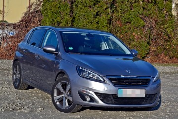 Zarejestrowany / Bezwypadkowy / LED