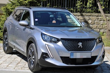 AUTOMAT / Full Led / Bezwypadkowy / Wyposażony