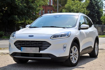 4x4 Wyposażony Titanium Mega Stan Bezwypadkowy